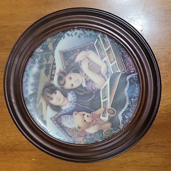 The Bradford Exchange Other - Vintage 1995 Bradford Exchange, Close at Heart, Collector Plate